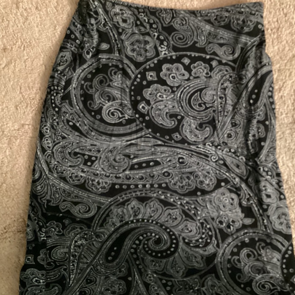 NY and Co. bandanna like skirt for girls